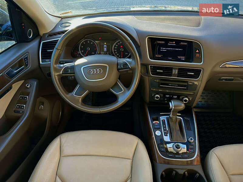 Позашляховик / Кросовер Audi Q5 2016 в Львові