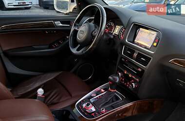 Внедорожник / Кроссовер Audi Q5 2015 в 