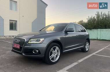 Внедорожник / Кроссовер Audi Q5 2015 в 