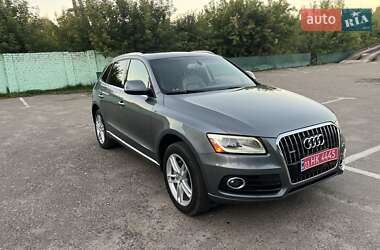 Внедорожник / Кроссовер Audi Q5 2015 в 