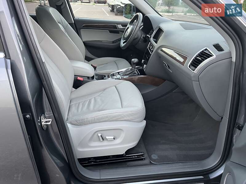 Позашляховик / Кросовер Audi Q5 2015 в Дубні
