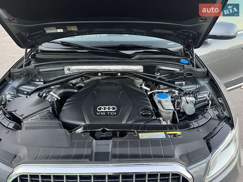 Позашляховик / Кросовер Audi Q5 2015 в Дубні