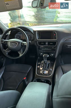 Внедорожник / Кроссовер Audi Q5 2014 в 