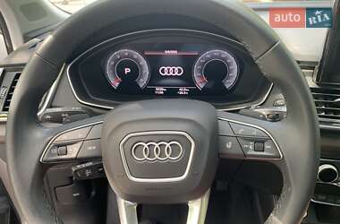 Внедорожник / Кроссовер Audi Q5 2024 в 