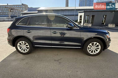 Позашляховик / Кросовер Audi Q5 2016 в 