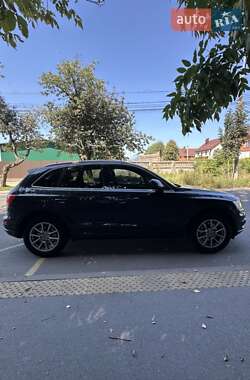 Внедорожник / Кроссовер Audi Q5 2012 в 