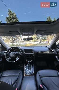 Позашляховик / Кросовер Audi Q5 2015 в 