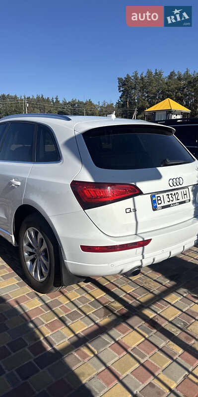 Внедорожник / Кроссовер Audi Q5 2014 в Полтаве