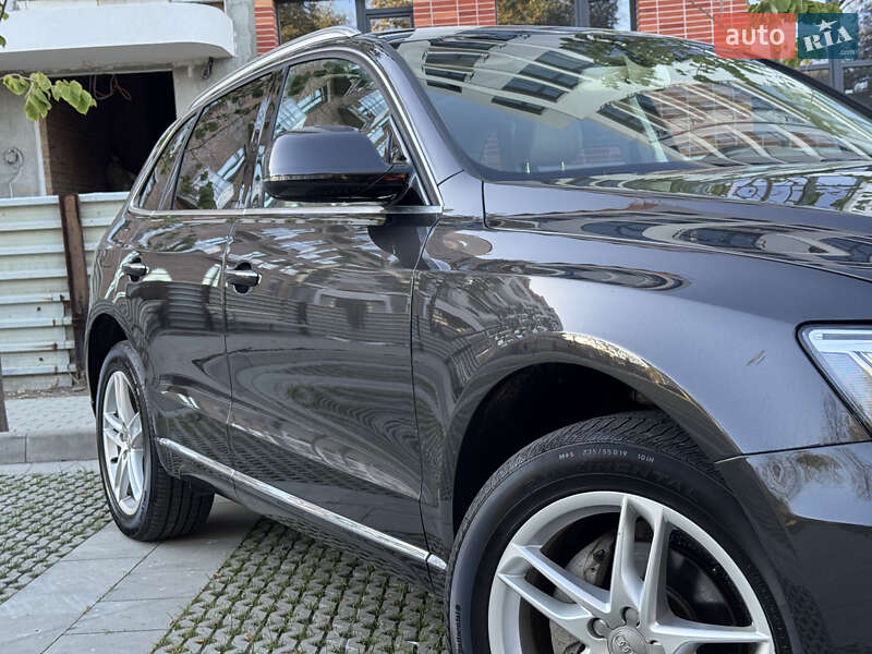 Позашляховик / Кросовер Audi Q5 2016 в Самборі