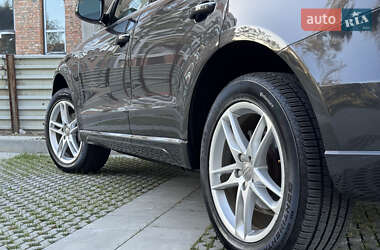 Внедорожник / Кроссовер Audi Q5 2016 в 