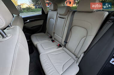 Внедорожник / Кроссовер Audi Q5 2016 в 
