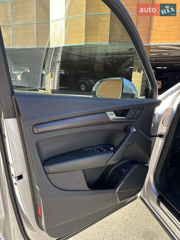 Позашляховик / Кросовер Audi Q5 2022 в Одесі