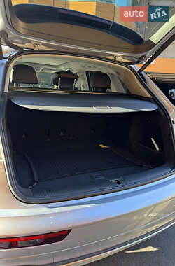 Внедорожник / Кроссовер Audi Q5 2022 в 
