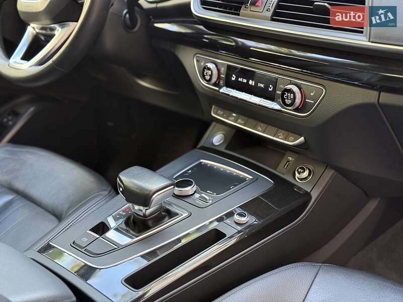 Позашляховик / Кросовер Audi Q5 2020 в Броварах