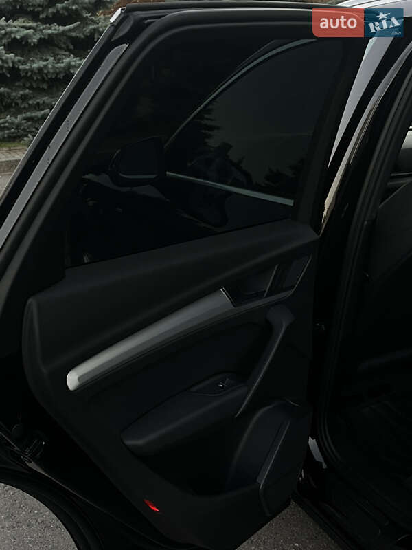 Внедорожник / Кроссовер Audi Q5 2017 в Львове фото 11 Внедорожник / Кроссовер Audi Q5 2017 в Львове