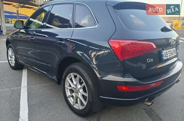 Позашляховик / Кросовер Audi Q5 2012 в 