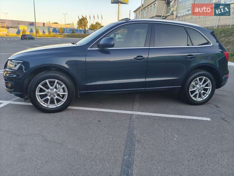 Позашляховик / Кросовер Audi Q5 2012 в Вінниці