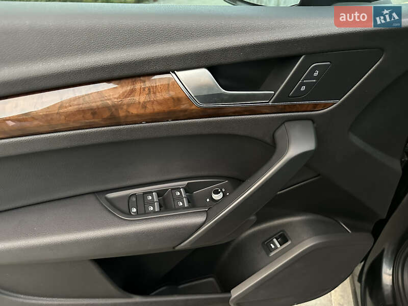 Внедорожник / Кроссовер Audi Q5 2016 в Луцке