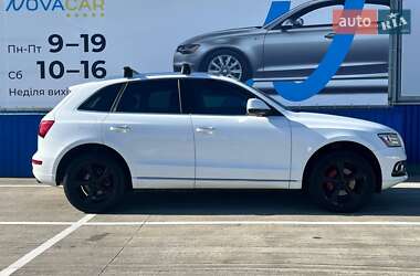 Внедорожник / Кроссовер Audi Q5 2015 в 