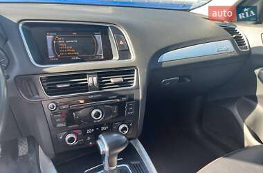 Внедорожник / Кроссовер Audi Q5 2015 в 