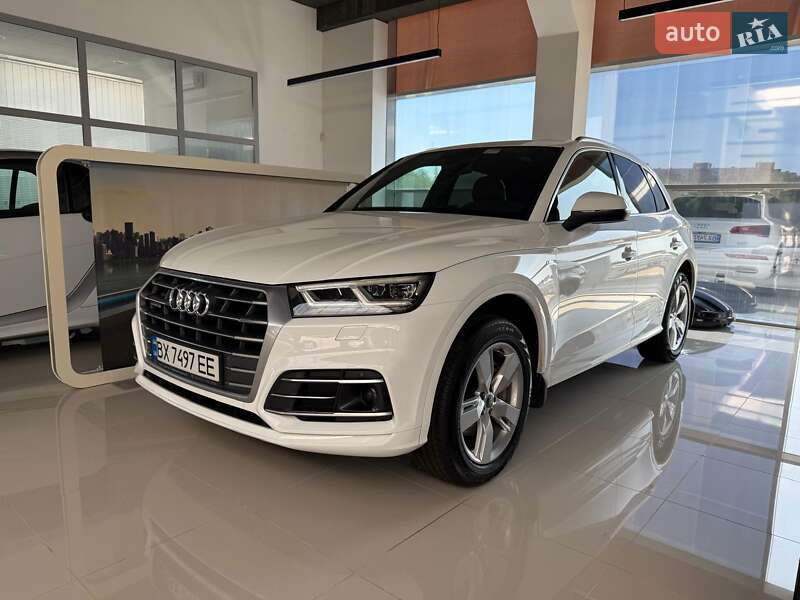 Внедорожник / Кроссовер Audi Q5 2017 в Хмельницком