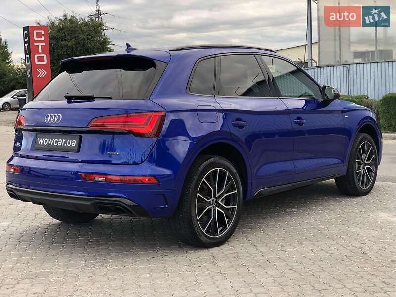 Внедорожник / Кроссовер Audi Q5 2021 в Черновцах