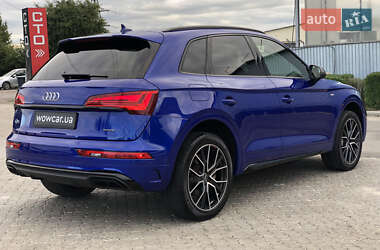 Внедорожник / Кроссовер Audi Q5 2021 в 
