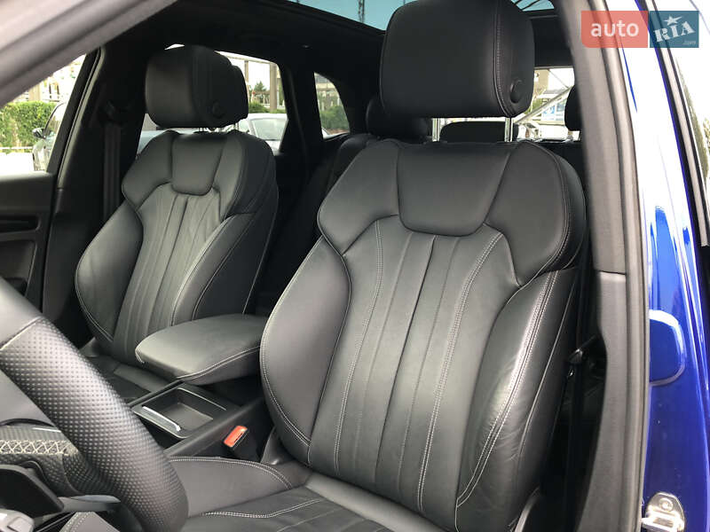 Внедорожник / Кроссовер Audi Q5 2021 в Черновцах