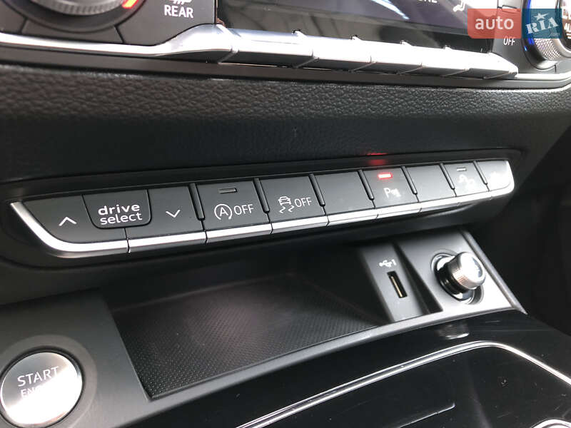 Внедорожник / Кроссовер Audi Q5 2021 в Черновцах