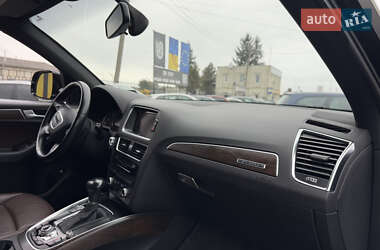 Позашляховик / Кросовер Audi Q5 2015 в 