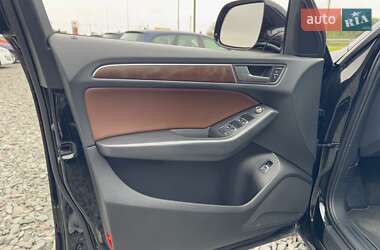 Позашляховик / Кросовер Audi Q5 2015 в 