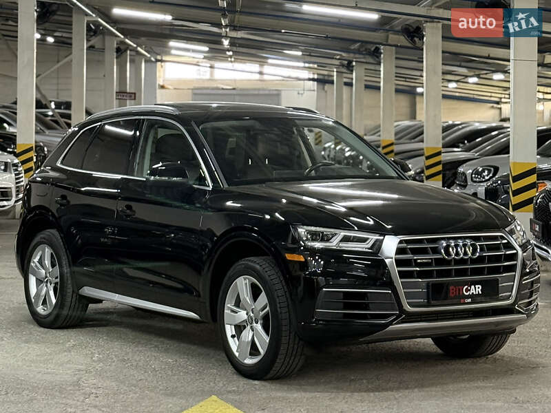 Внедорожник / Кроссовер Audi Q5 2018 в Одессе