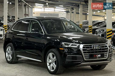 Внедорожник / Кроссовер Audi Q5 2018 в 