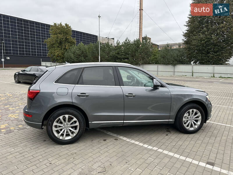 Внедорожник / Кроссовер Audi Q5 2016 в Луцке