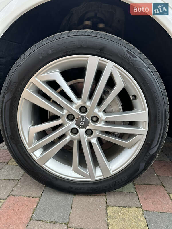 Внедорожник / Кроссовер Audi Q5 2018 в Вараше
