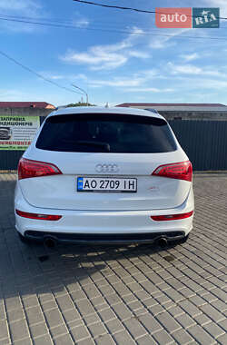 Внедорожник / Кроссовер Audi Q5 2012 в 