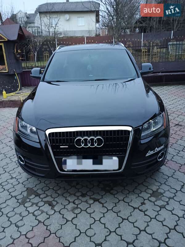 Внедорожник / Кроссовер Audi Q5 2011 в 