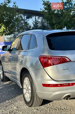 Позашляховик / Кросовер Audi Q5 2010 в 
