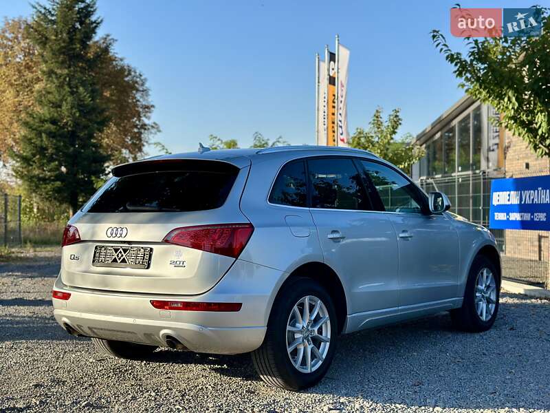 Внедорожник / Кроссовер Audi Q5 2010 в Виннице
