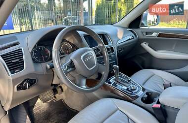 Позашляховик / Кросовер Audi Q5 2010 в 