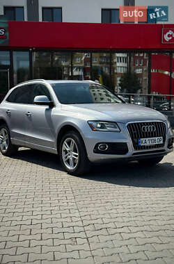 Позашляховик / Кросовер Audi Q5 2016 в 