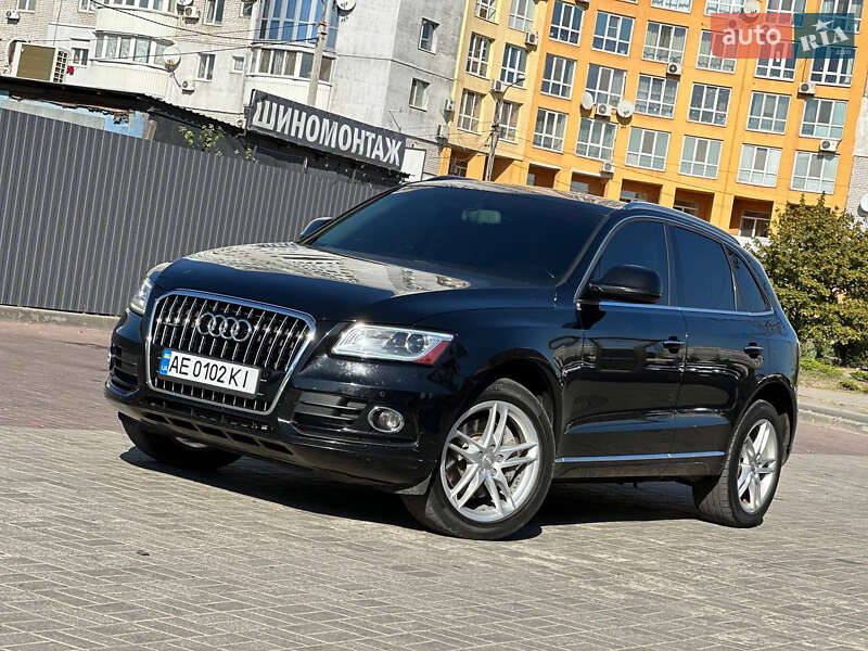 Позашляховик / Кросовер Audi Q5 2015 в Дніпрі