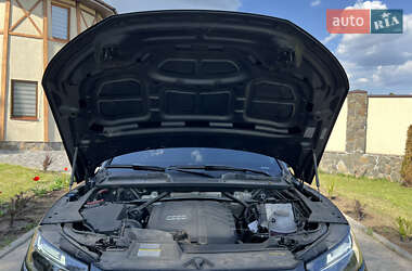 Внедорожник / Кроссовер Audi Q5 2020 в Новомосковске