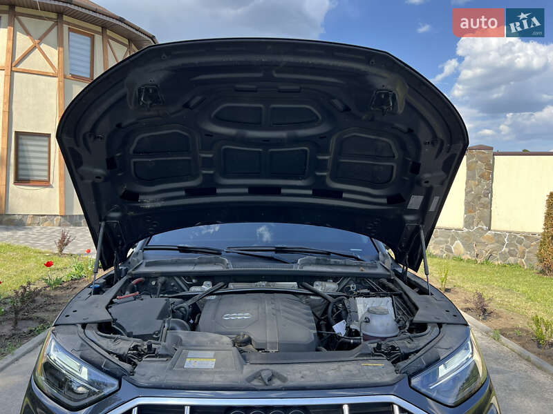 Внедорожник / Кроссовер Audi Q5 2020 в Новомосковске