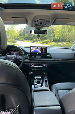 Внедорожник / Кроссовер Audi Q5 2020 в Новомосковске