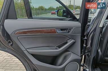 Позашляховик / Кросовер Audi Q5 2016 в 