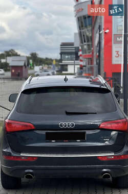 Внедорожник / Кроссовер Audi Q5 2012 в 