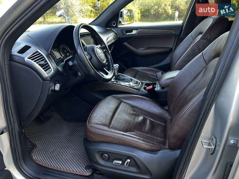 Внедорожник / Кроссовер Audi Q5 2015 в Днепре