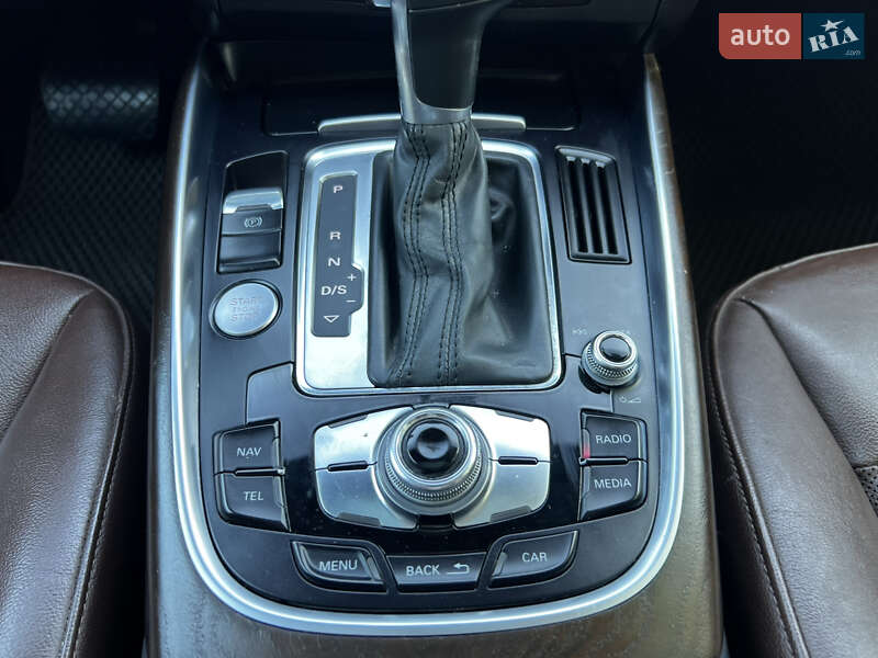 Внедорожник / Кроссовер Audi Q5 2015 в Днепре
