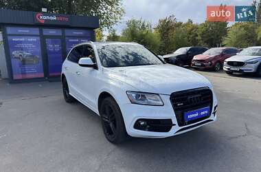 Позашляховик / Кросовер Audi Q5 2016 в 